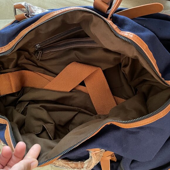 THE JOURNEYMAN BAG CO. Brand New Blue Canvas and Leather Travel Duffle - Picture 4 of 16